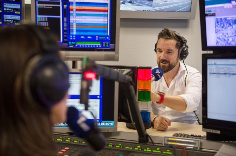 Dans un studio à Mandelieu