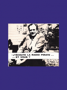 1975 – Premières Radios libres émettant sur la bande FM.